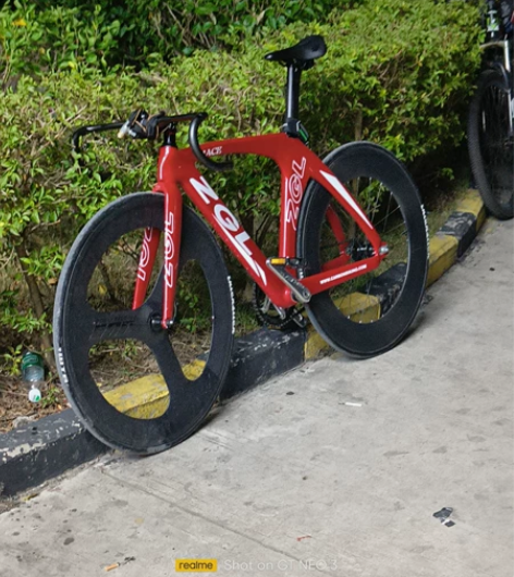 ZGL场地死飞碳纤维自行车 !!!!!定价...