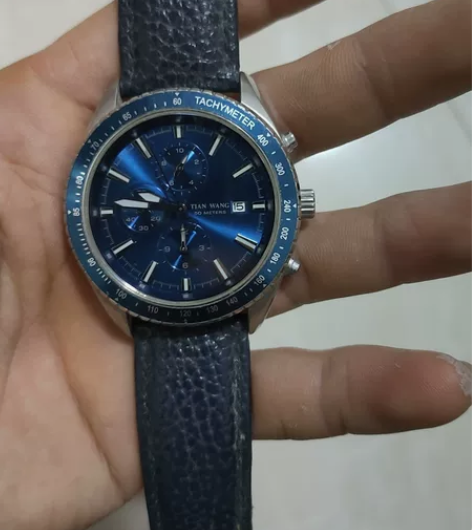 天王老式手表和魔派老式手表，有收藏价值，现...