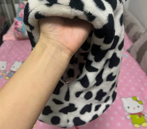 超级可爱的儿童冬季保暖围巾帽子一体，面料属...