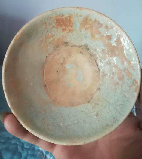 小茶碗 出土小茶碗，包老包真，喜欢的朋友联...