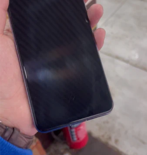 华为nova6  8+128 轻微使用痕迹...