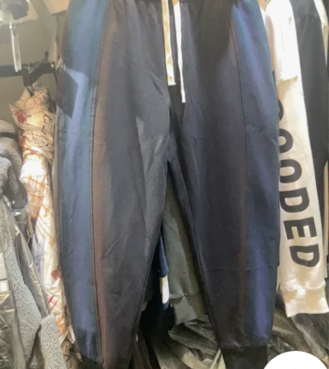 宽松休闲裤，最后一条L/180//腰围80...