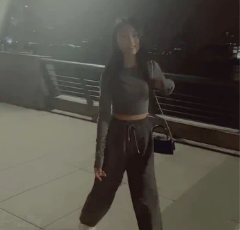 nicky 灰色高腰运动休闲裤女春秋薄款i...