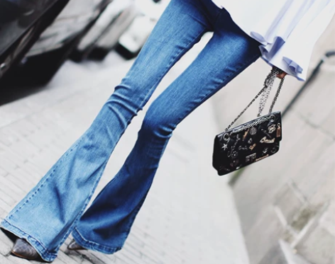 大长腿中高腰水洗牛仔裤喇叭裤显瘦修身 感兴...