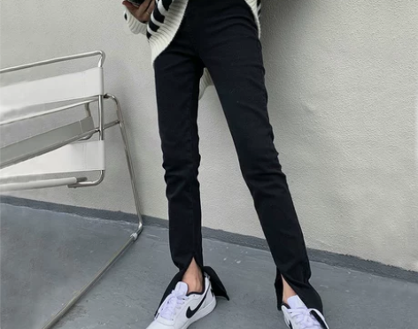 港风黑色微喇叭牛仔裤女高腰显瘦直筒开叉弹力...