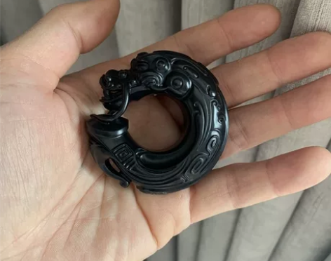 苏工玉雕 古龙墨玉扳指。 接定制内径款。也...