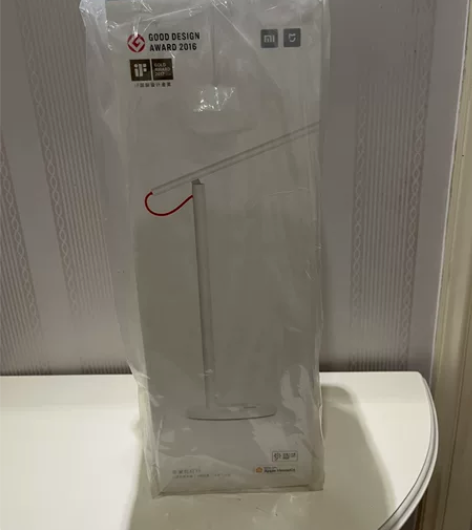 小米家，led智能折叠简约护眼灯，因家里原...
