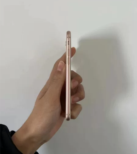 新收苹果8 国行 64 纯原仅换新电池 1...