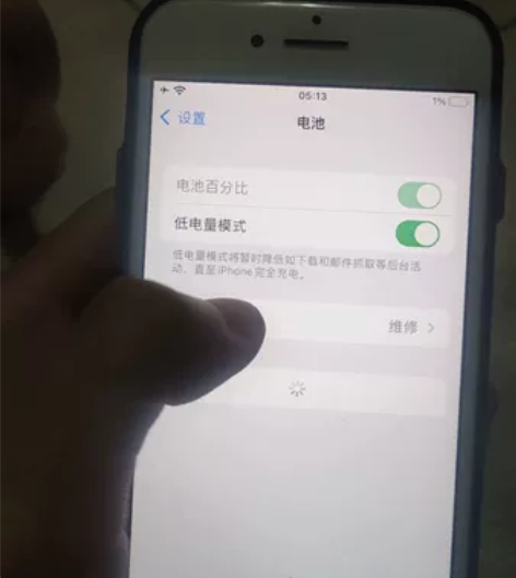 自己用的苹果8，机身功能一切完好，就是插卡...