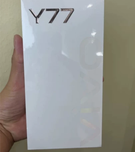 vivoY77 ，12+256 给女朋友买...