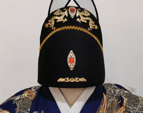 明制乌纱翼善冠锦衣卫飞鱼服男女情侣帽子