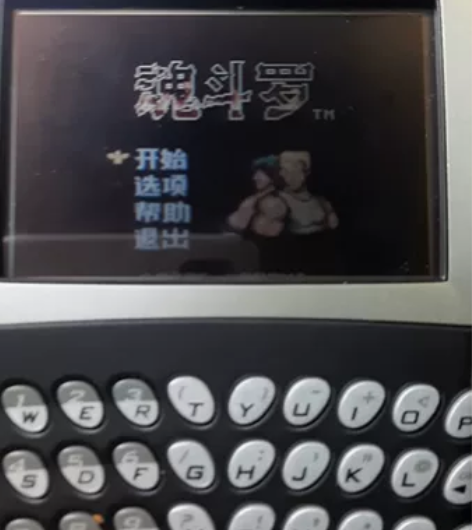 黑莓7290经典手机，换过原装壳，换完不小...