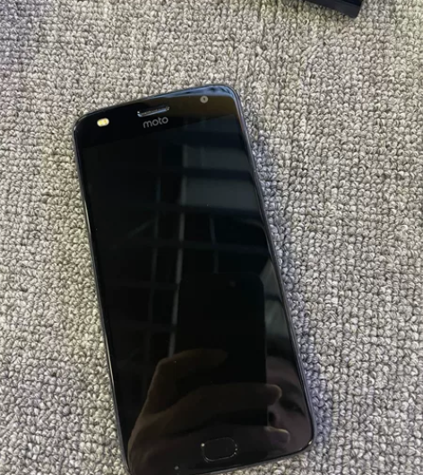 摩托罗拉moto手机4+64g一手自用 感...