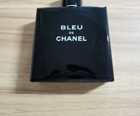 蔚蓝香水 淡香型 有包装盒 基本全新 不是...