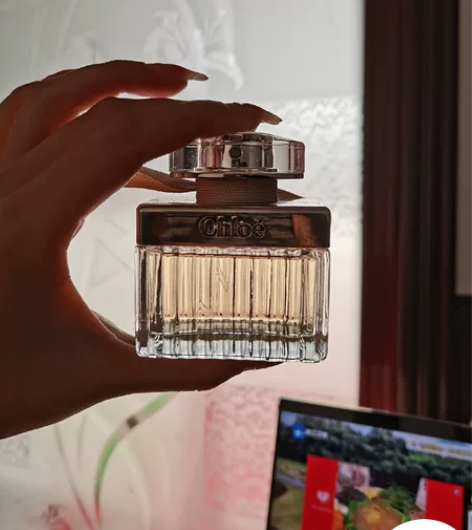 蔻依肉丝带香水 基本全新，使用次数不超过1...