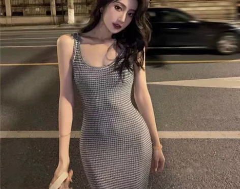 高级感性感开叉针织吊带连衣裙女夏气质背心裙...