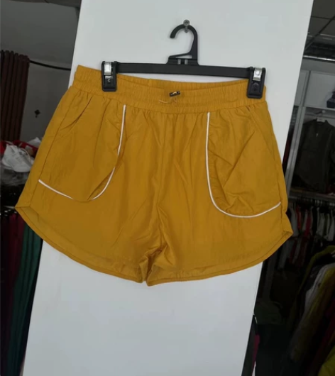 女士短裤,xl码175, 感兴趣的话点“我...