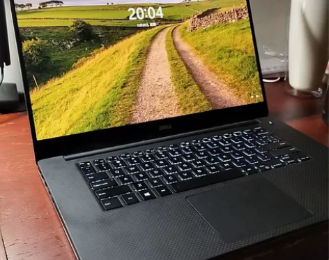曾经的顶级轻薄本 DELL XPS15 9...