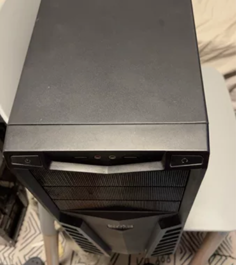 酷冷至尊机箱，是完整的，丢了可惜，免费送基...