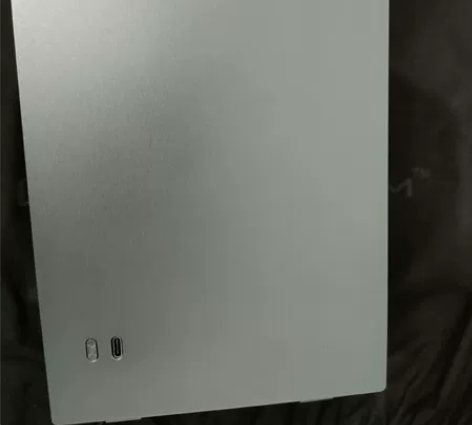 雅浚e3鸽子笼 itx机箱做工非常好，自带...