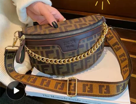 法国小众软皮印花胸包女2021新款宽带单肩...