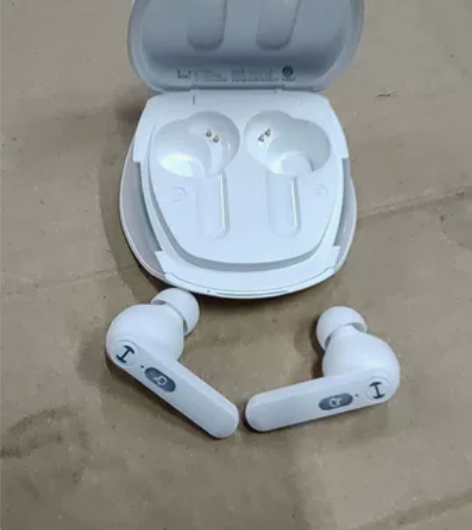 漫步者GM45蓝牙耳机,耳机9.8新没有使...