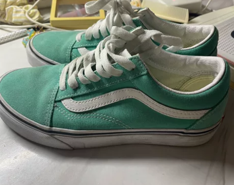 vans板鞋36码225 去年在宁乡奥特莱...