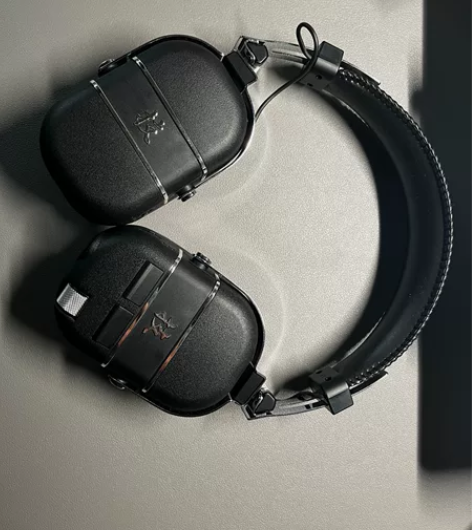 Boss waza air耳机，电吉他静音...