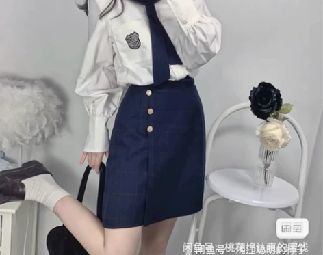 收梗豆韩式制服 上衣l或者xl 下裙l或者...