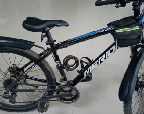 美利达勇士系列山地车，去年买的，就骑过两次...