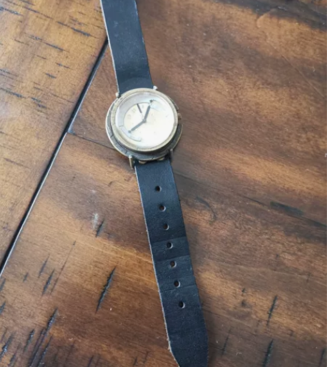 自制DIY石英表，牛皮20mm表带，走时正...