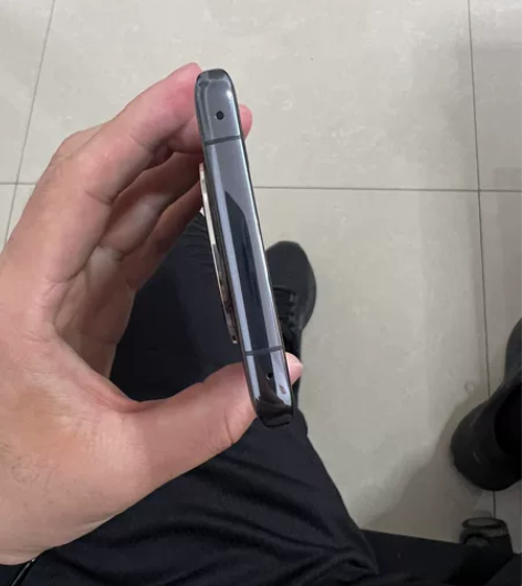 华为mate50pro，黑色256，679...