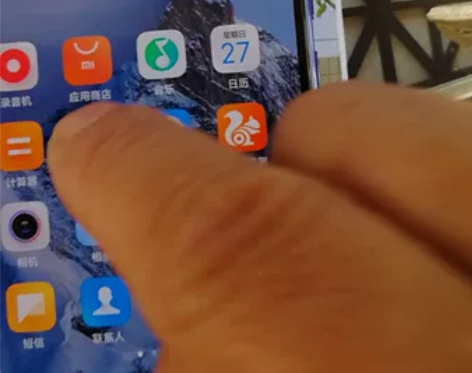 自用小米CC9e，6十64，屏幕无划痕，触...