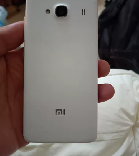 小米手机，不知具体是什么，放家好久了， 感...