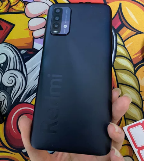 小米手机闲置4台，500一台，外出邮费自付...