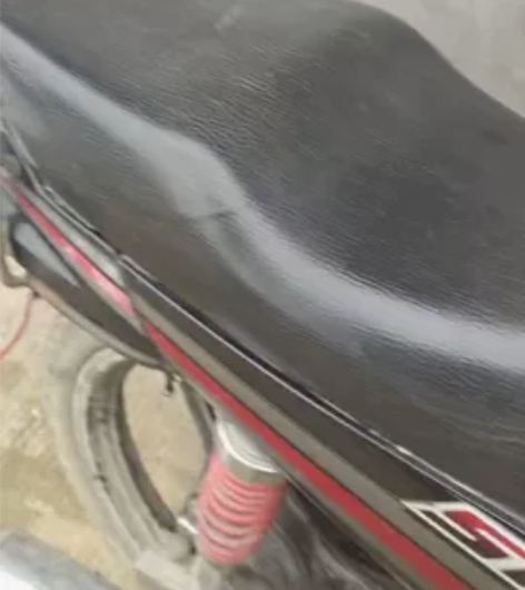 闲置出劲爆雅马哈150车车况精品 发动机没...