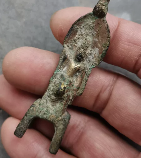 工艺品～唐代鎏金佛，鎏金文殊菩萨 感兴趣的...