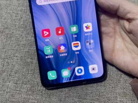 Oppo Reno，6+128g 1.全网...