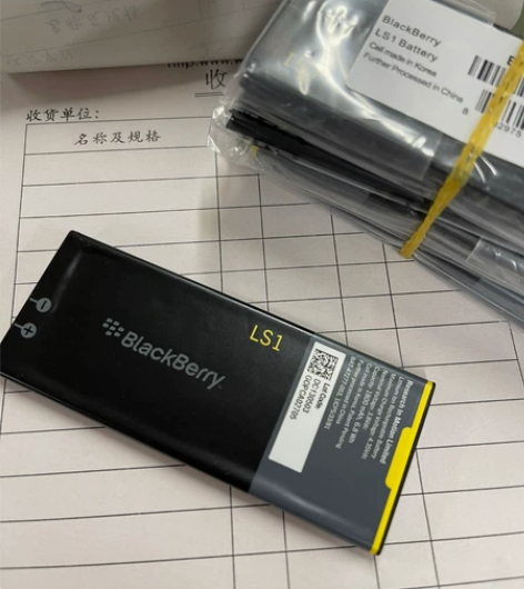 黑莓LS1全新Blackberry/黑莓Z...