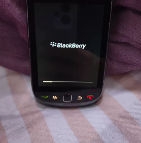 黑莓9800   滑盖手机丝滑顺畅   移...