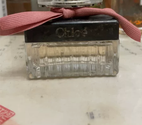 chloe粉丝带玫瑰香水 30ml。保真不...