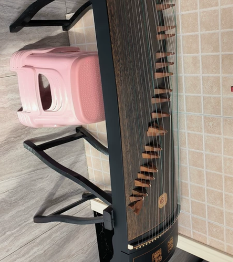 古筝买来就没用,转给需要的人 感兴趣的话点...