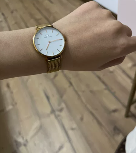 DW手表，购于实体专柜 感兴趣的话点“我想...