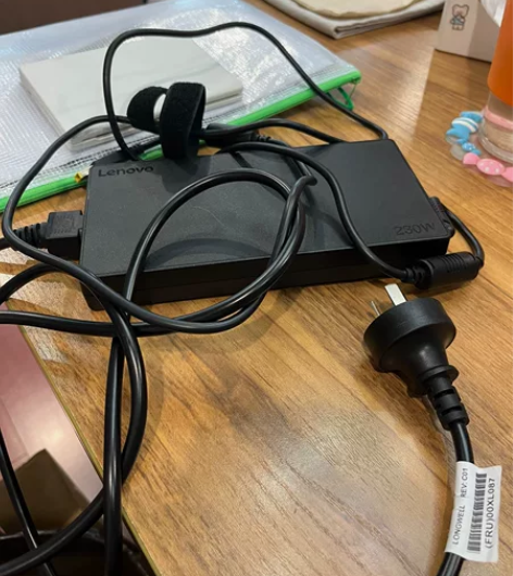联想（lenovo）拯救者方口充电器，Y7...