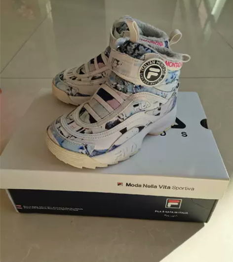 斐乐  女童30  码       出售的...
