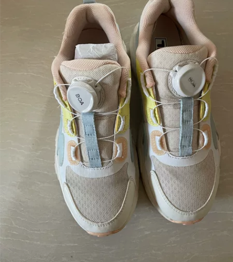 斐乐女童运动鞋 36码 八成新  购于专柜...