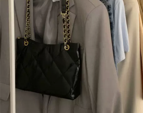 韩国包包女2021潮小香风菱格绣花包单肩斜...