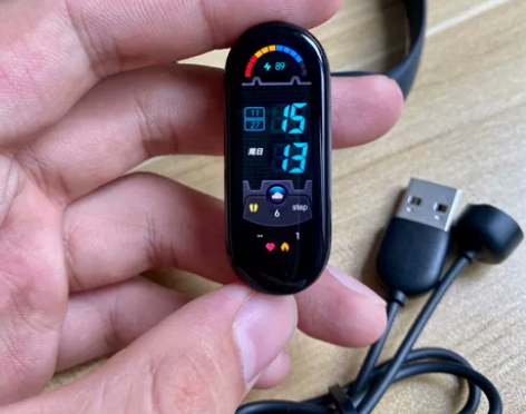 小米运动手环6，9成新功能正常屏幕无划痕，...