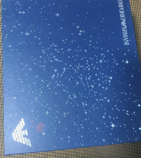 阿玛尼礼盒 阿玛尼手表礼盒 送对象用了后留...