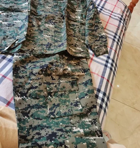 迷彩服，全新，185/100，衣长70，胸...